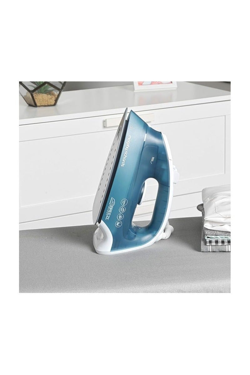 مورفي ريتشاردز مكواة بخار بريز 2400 واط – تسخين سريع وانزلاق مثالي بقاعدة سيراميك سيراماسلايد لطيّات دقيقة، خزان كبير سعة 350 مل، مانع للتنقيط ومضاد للتكلس – أزرق/أبيض - Image 4